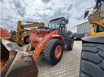 Wiellader HITACHI ZW180