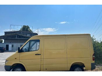 Gesloten bestelwagen MERCEDES-BENZ Sprinter 211