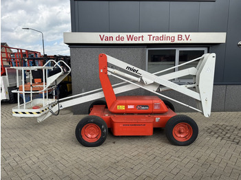 Knikarmhoogwerker JLG
