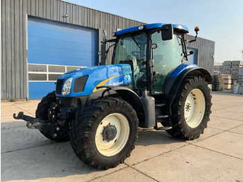 Tractor NEW HOLLAND T6070
