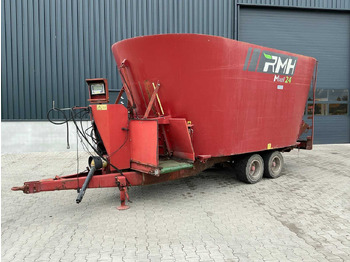 Voermengwagen