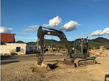 Rupsgraafmachine VOLVO ECR88D