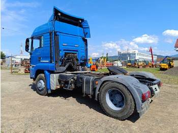Vrachtwagen MAN - TGS 18.400 4X4 BBS - TRUCK - 2010: afbeelding 3 Vrachtwagen MAN - TGS 18.400 4X4 BBS - TRUCK - 2010: afbeelding 3