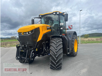 Tractor JCB