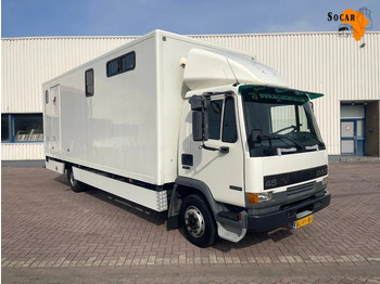 Paardenvrachtwagen DAF LF 45 130