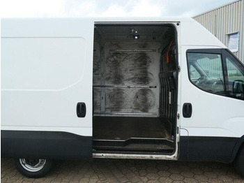 Gesloten bestelwagen Iveco Daily 35S14/Hochdach/AHK/Klima: afbeelding 4 Gesloten bestelwagen Iveco Daily 35S14/Hochdach/AHK/Klima: afbeelding 4