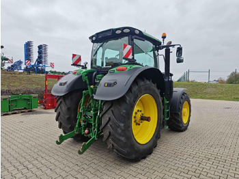 Tractor John Deere 6215R: afbeelding 5
