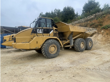 Kiepwagen met knikbesturing CATERPILLAR 730