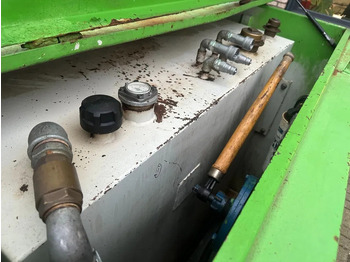 Opslagtank Kiwa IBC Steenbergen 2000 liter Dieseltank met handpomp Milieutank: afbeelding 4