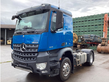 Trekker MERCEDES-BENZ Arocs 1846