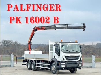 Kraanwagen IVECO Trakker