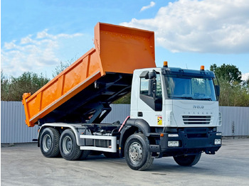 Kipper vrachtwagen IVECO Trakker