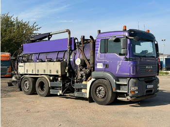 Vacuümwagen MAN TGA 26.360