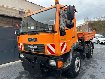 Kipper vrachtwagen MAN