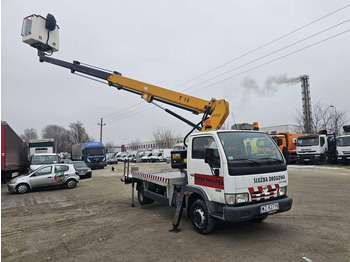 Vrachtwagen NISSAN
