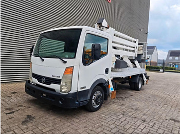 Vrachtwagen NISSAN