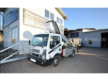 Vrachtwagen NISSAN
