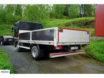 Vrachtwagen met open laadbak MAN TGL 8.240: afbeelding 4 Vrachtwagen met open laadbak MAN TGL 8.240: afbeelding 4