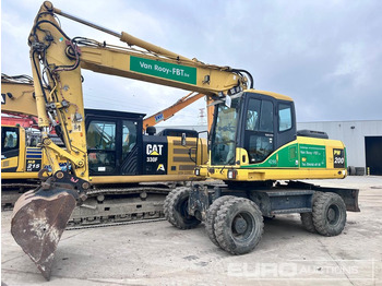 Mobiele graafmachine KOMATSU