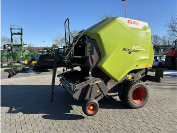 Hooi-/ Voedermachine CLAAS