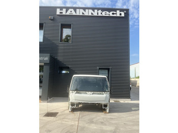 Cabine en interieur voor Vrachtwagen Mitsubishi Fuso CANTER C TYPE 2040 mm: afbeelding 4