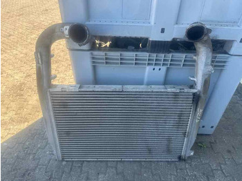 Koelsysteem voor Vrachtwagen SCANIA CHANGE AIR COOLER 1795901: afbeelding 2 Koelsysteem voor Vrachtwagen SCANIA CHANGE AIR COOLER 1795901: afbeelding 2