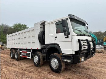Kipper vrachtwagen SINOTRUK HOWO