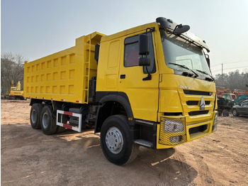 Kipper vrachtwagen SINOTRUK HOWO