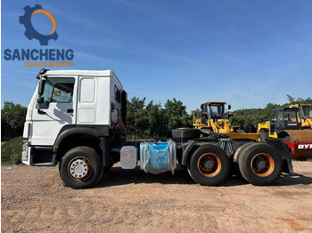Trekker SINOTRUK HOWO Truck Head 371: afbeelding 2 Trekker SINOTRUK HOWO Truck Head 371: afbeelding 2