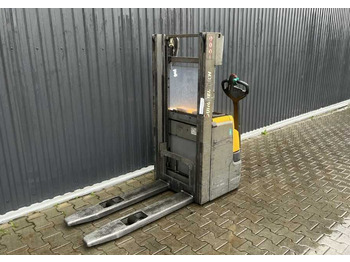 Stapelaar JUNGHEINRICH EJC