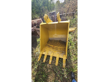 Bak KOMATSU