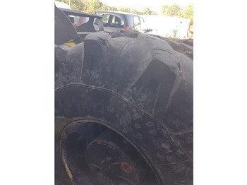 Banden en velgen Michelin 18R19.5XF: afbeelding 4 Banden en velgen Michelin 18R19.5XF: afbeelding 4