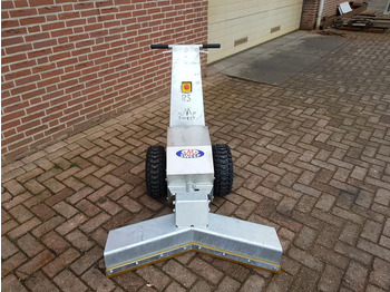 Nieuw Veeteelt materiaal voor het vervoer van dieren Elektrische mestschuif: afbeelding 2 Nieuw Veeteelt materiaal voor het vervoer van dieren Elektrische mestschuif: afbeelding 2