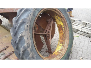 Banden en velgen GOODYEAR