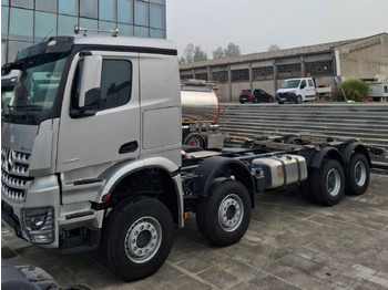 Chassis vrachtwagen MERCEDES-BENZ Arocs 4153