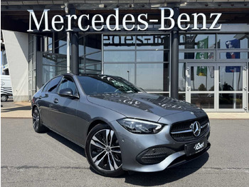 Sedan MERCEDES-BENZ