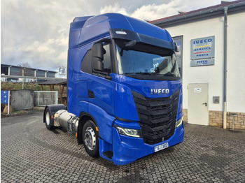 Trekker IVECO S-WAY