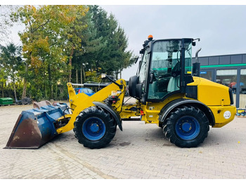 Wiellader CATERPILLAR 908H