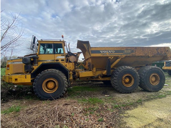 Kiepwagen met knikbesturing VOLVO A35C
