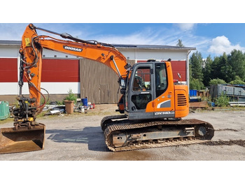 Rupsgraafmachine DOOSAN DX140