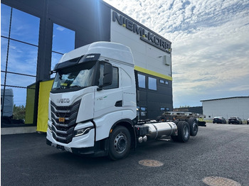 Chassis vrachtwagen IVECO S-WAY
