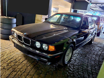 Sedan BMW