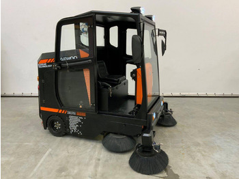 Veegwagen DAEWOO