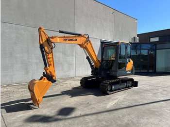 Rupsgraafmachine HYUNDAI
