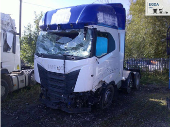 Trekker IVECO S-WAY
