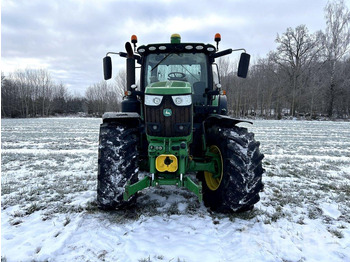 Tractor JOHN DEERE 6215R: afbeelding 2