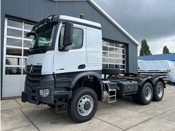 Trekker MERCEDES-BENZ Arocs