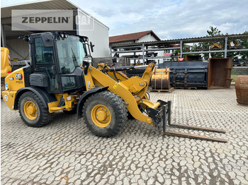 Wiellader CATERPILLAR 906