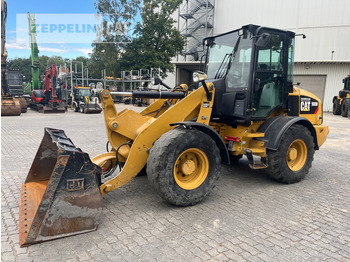 Wiellader CATERPILLAR 908M