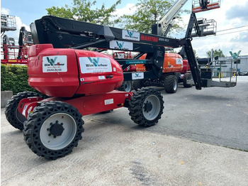 Knikarmhoogwerker MANITOU